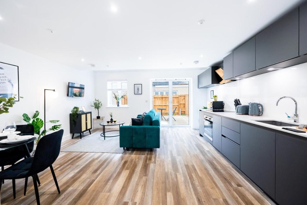 Hosta Group - Prestige 1 Bed Apartment - The Olive Κέμπριτζ Εξωτερικό φωτογραφία